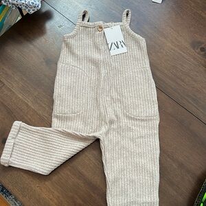Zara soft knit jumpsuit/romper 2-3T girls